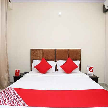 Hotel O Awesome Villa Near Appu Ghar Gurgaon Bagian luar foto