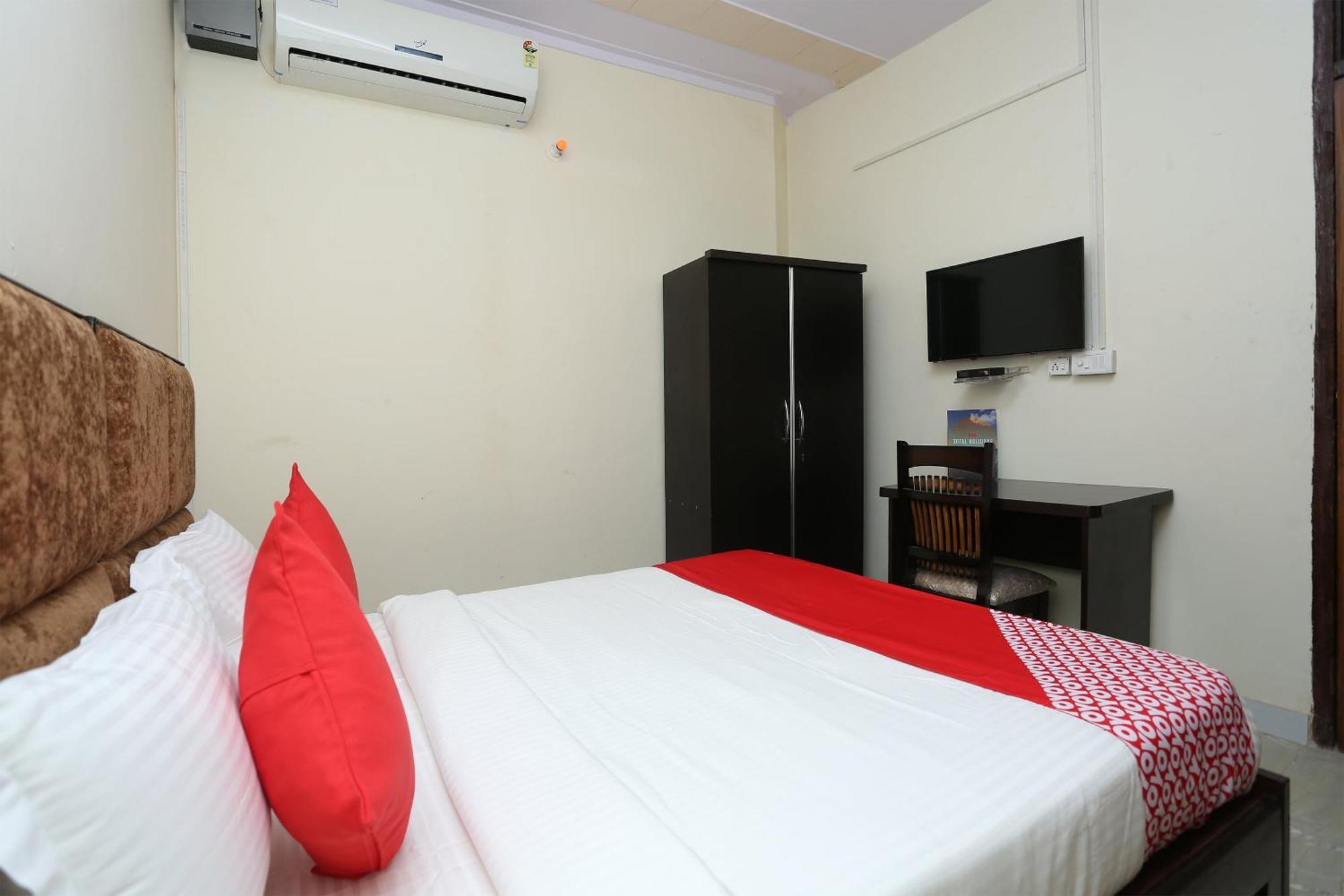 Hotel O Awesome Villa Near Appu Ghar Gurgaon Bagian luar foto